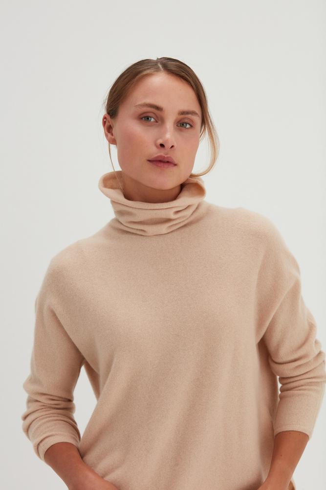 Curved Turtleneck