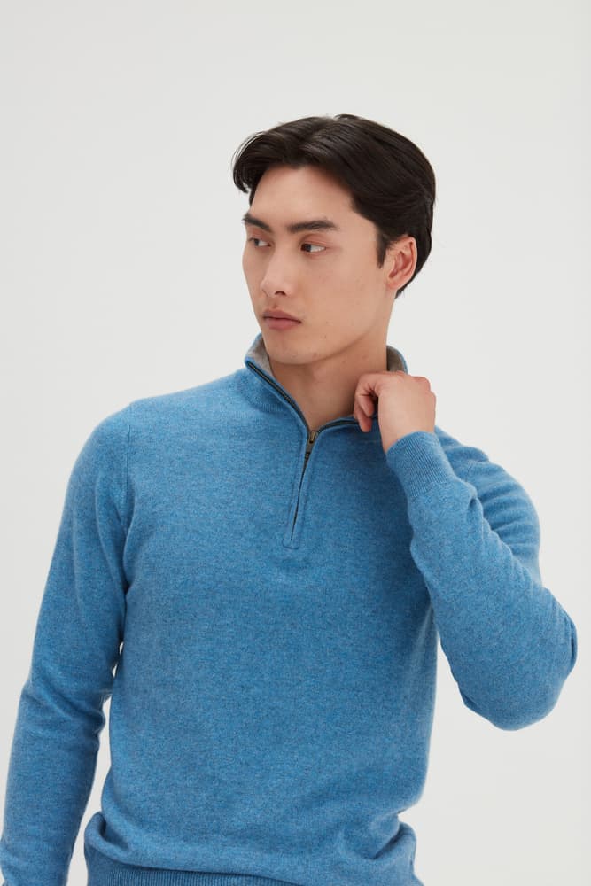 Man Half Zip