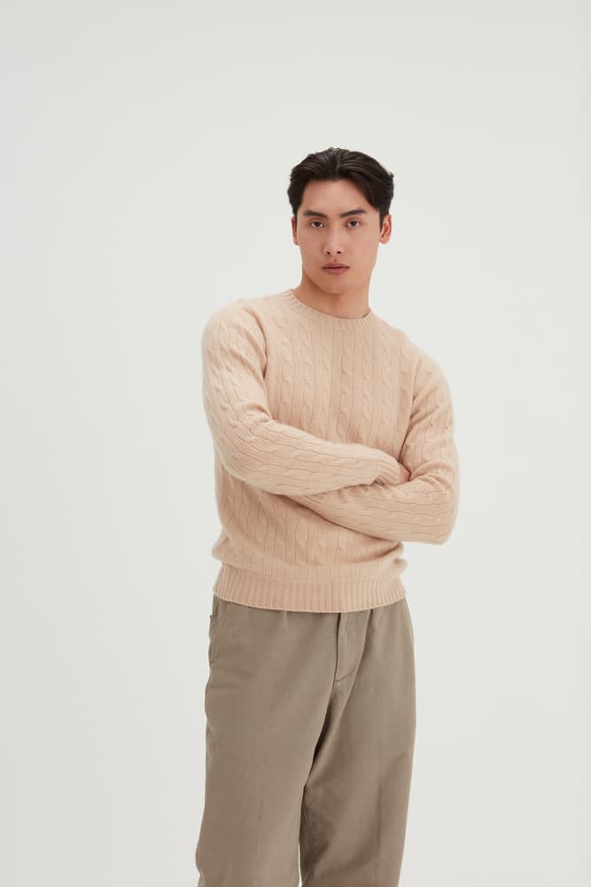 Man O-neck Cable Sweater