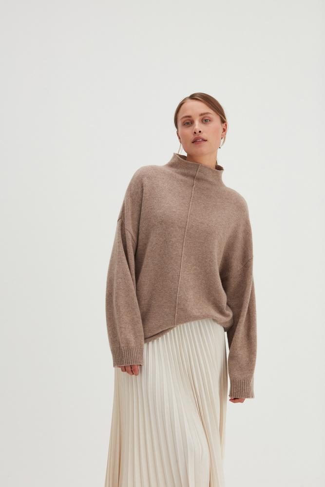 Oversized Half Turtleneck