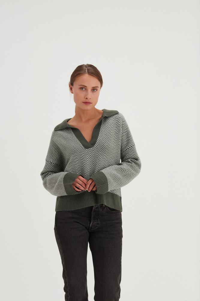 Chunky Open Collar Herringbone Sweater