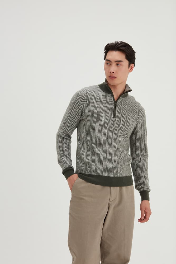 Man Herringbone Half Zip