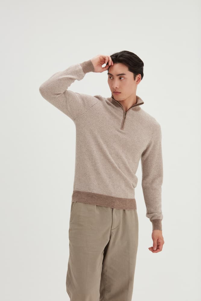 Man Herringbone Half Zip