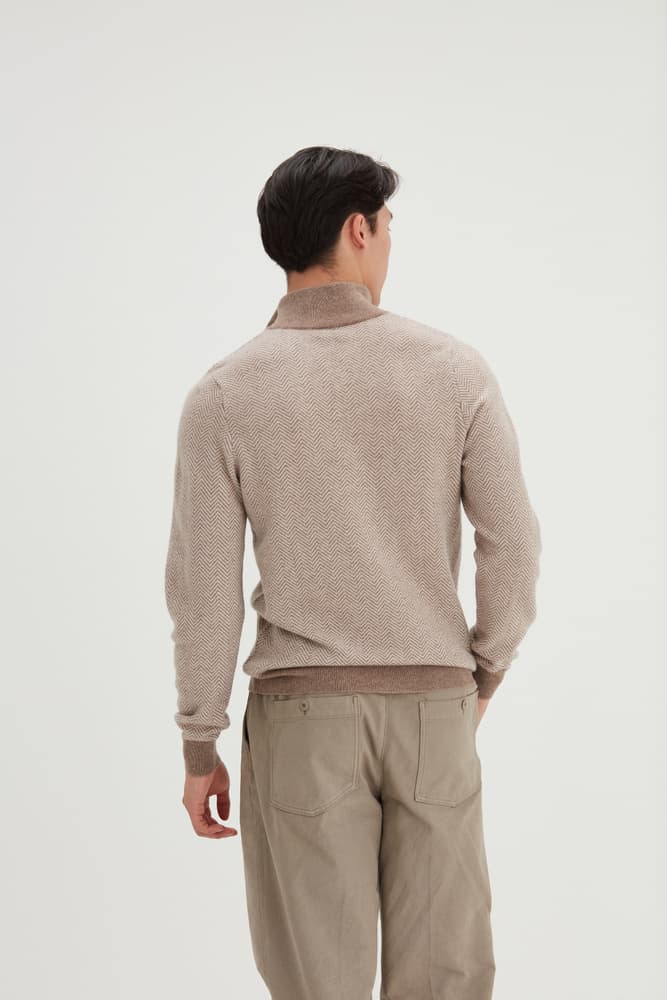 Man Herringbone Half Zip