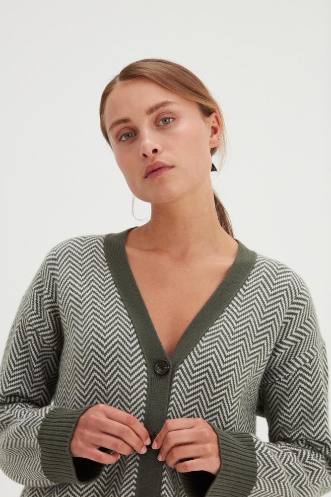 V-neck Wide Herringbone Cardigan