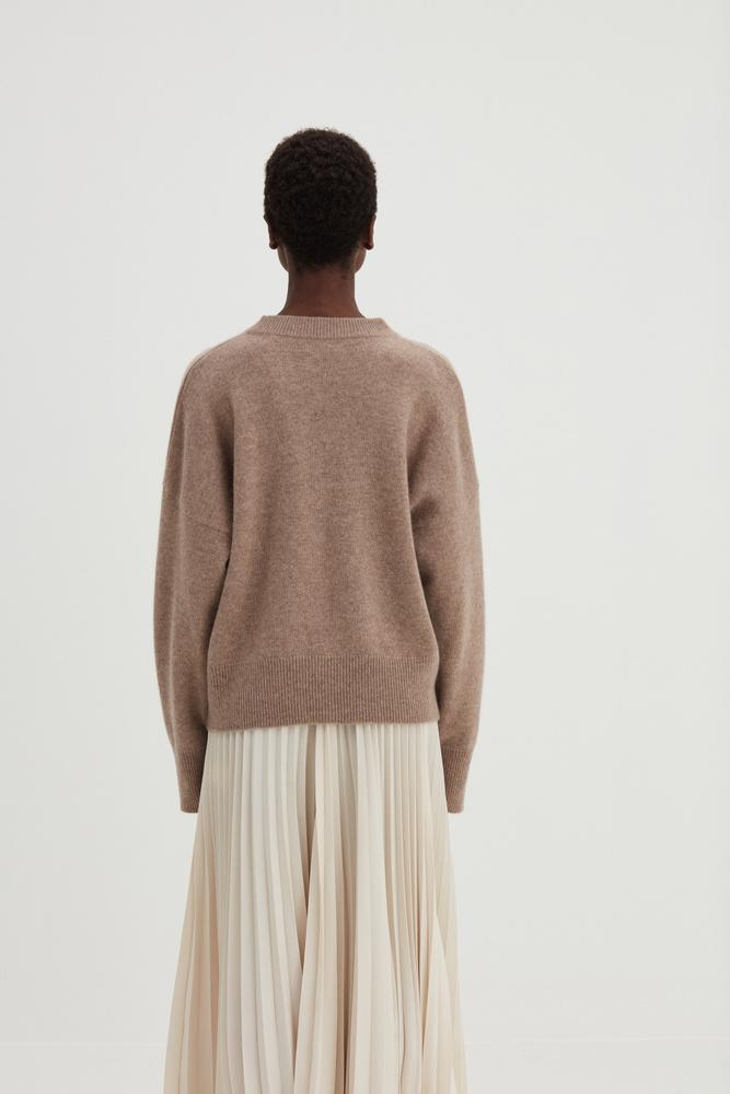 Boxy O-neck Sweater