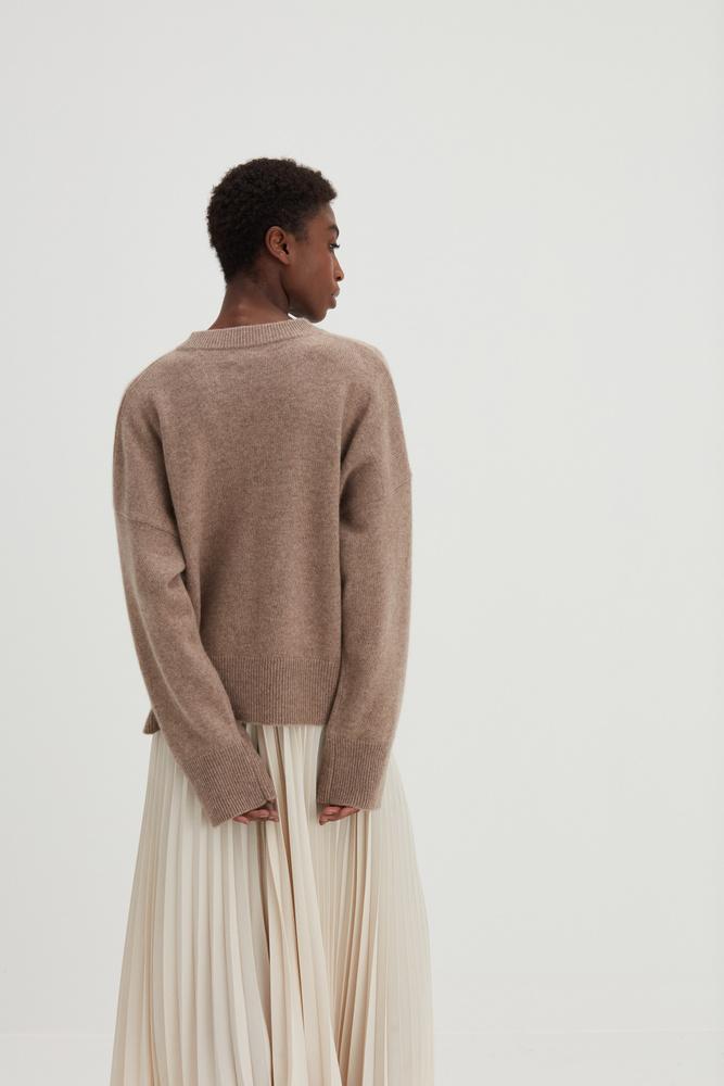 Boxy O-neck Sweater