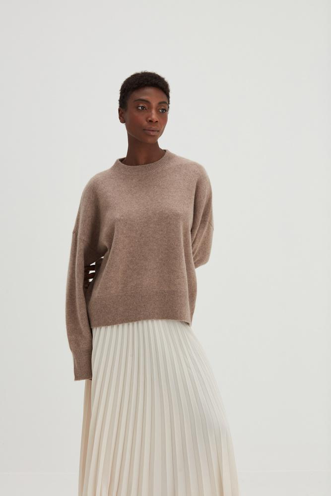 Boxy O-neck Sweater