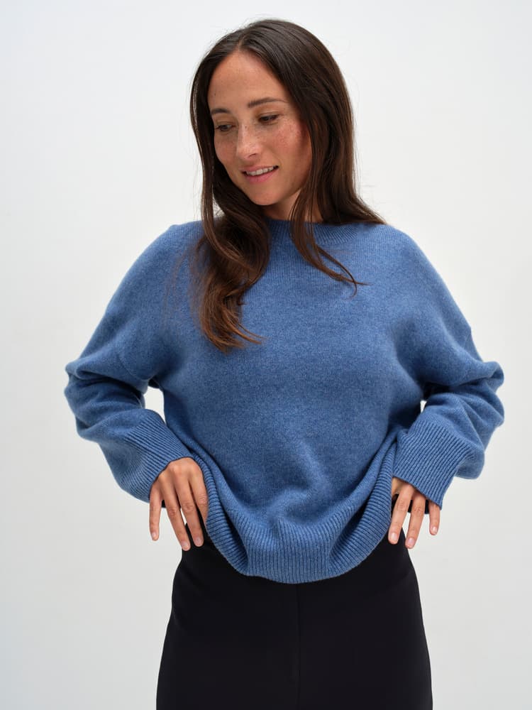 Boxy O-neck Sweater