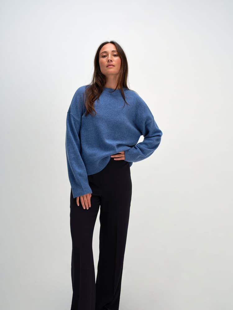 Boxy O-neck Sweater