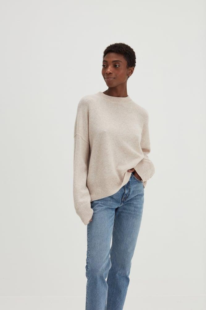 Boxy O-neck Sweater