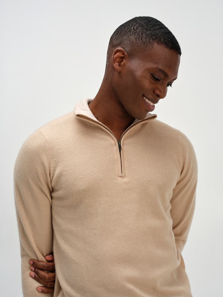 Man Half Zip