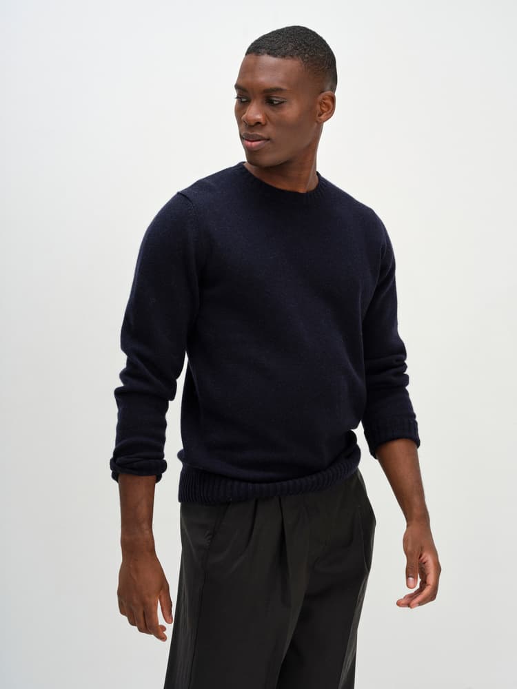 Man Chunky O-neck Sweater