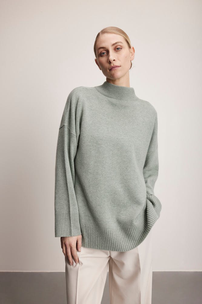 Chunky O-neck Sweater