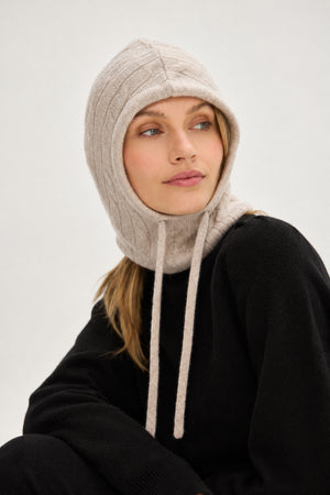 Balaclava Cable - Light Beige