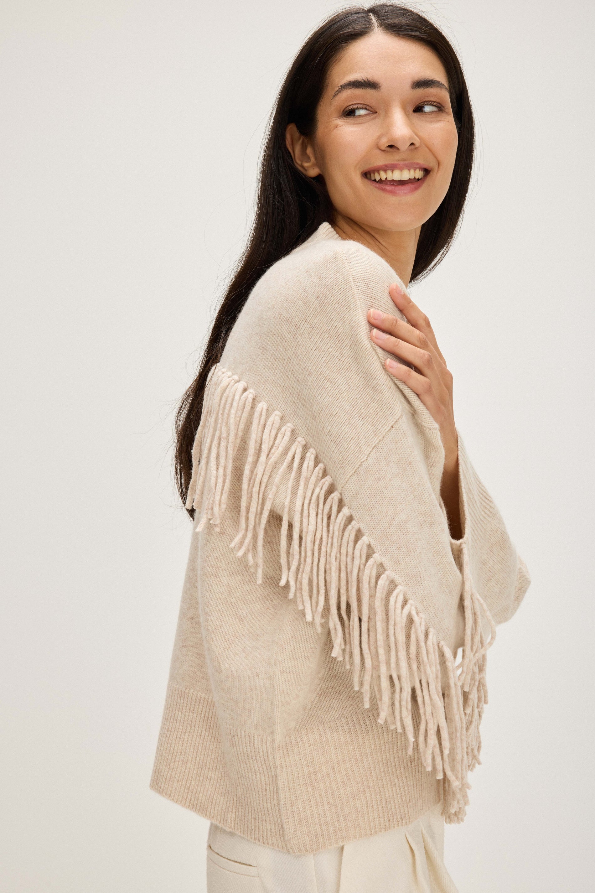 Davida Boxy Fringes Biker Style Sweaters Light Beige