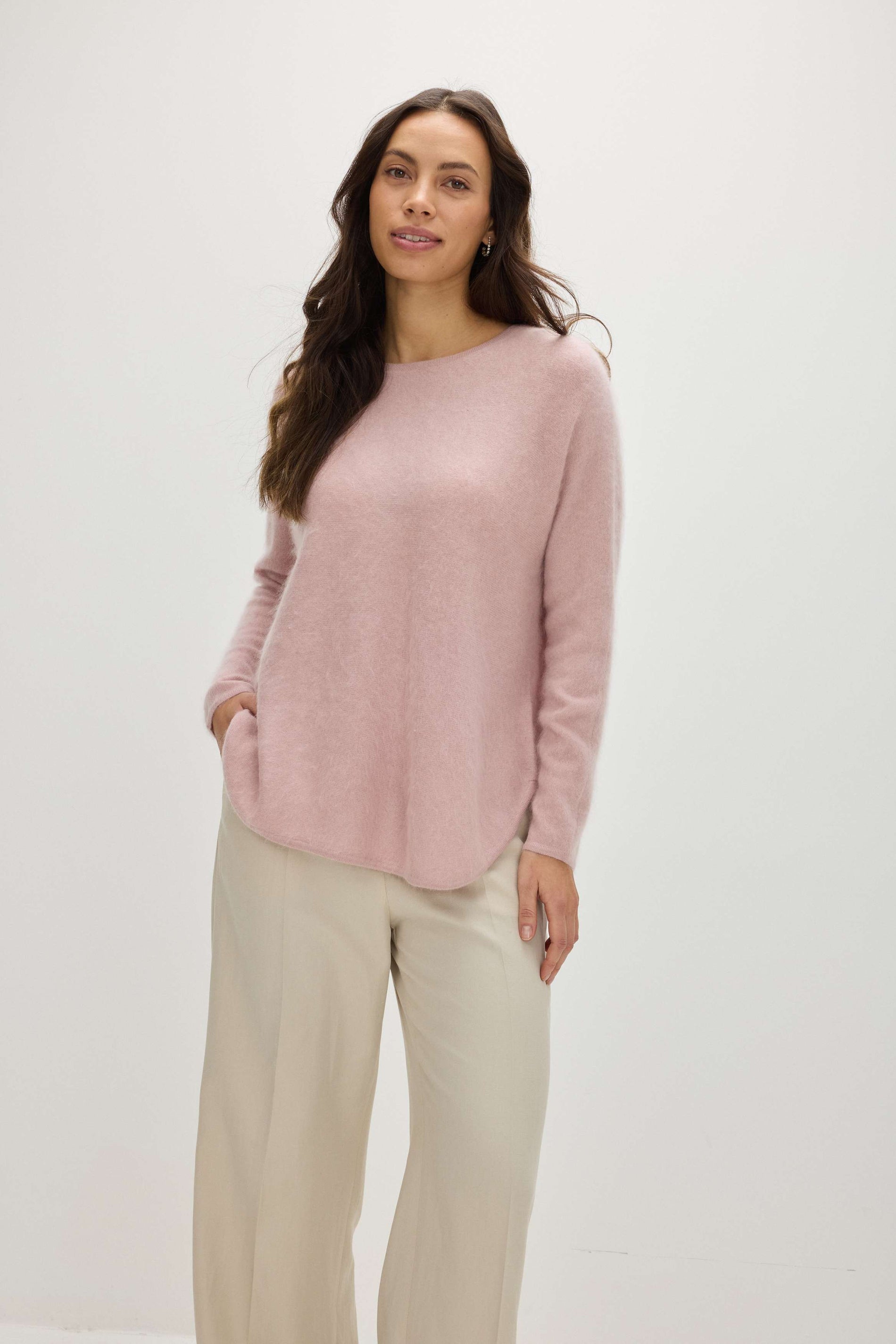 Davida Brushed Curved Sweater Sweaters Pink