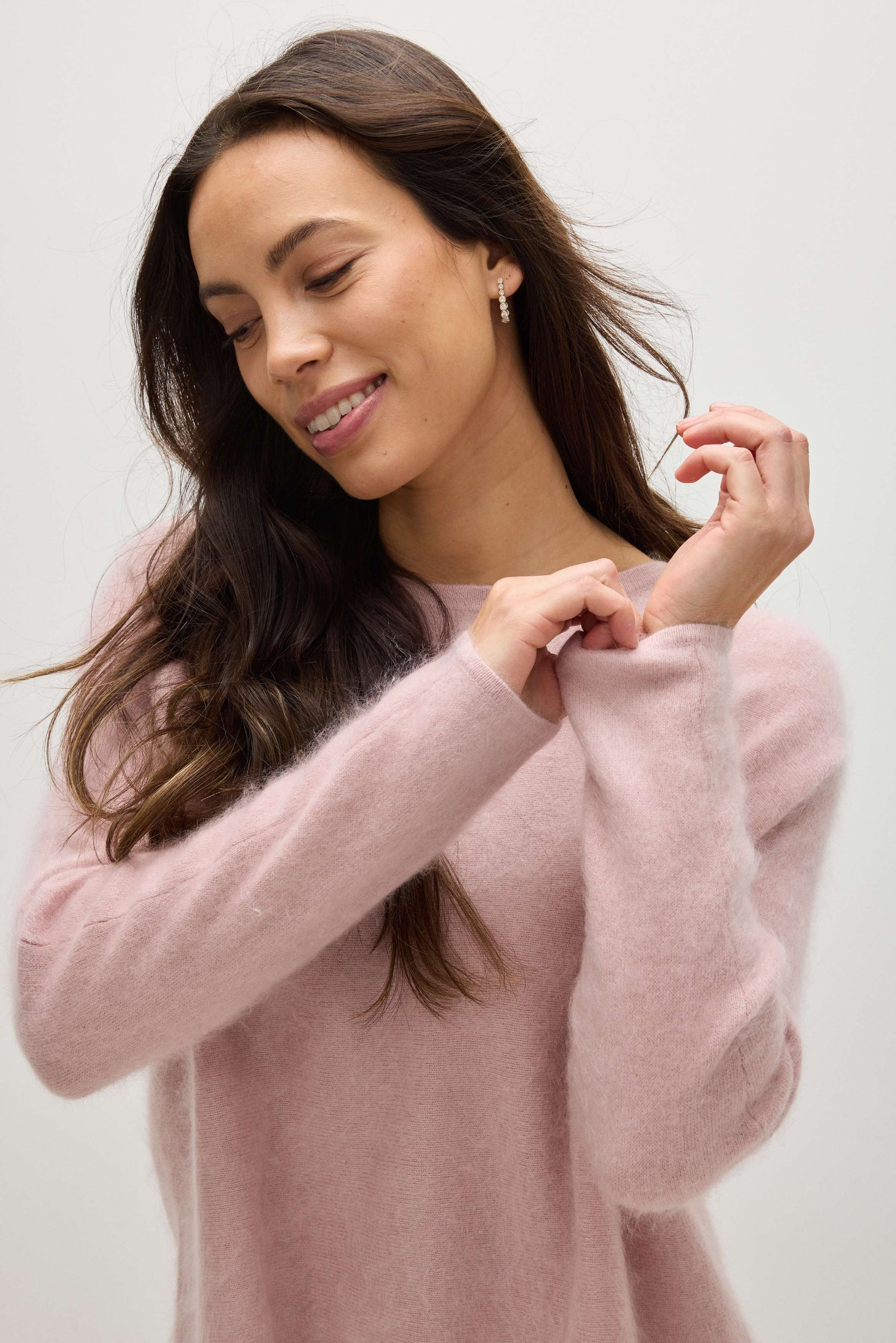 Davida Brushed Curved Sweater Sweaters Pink