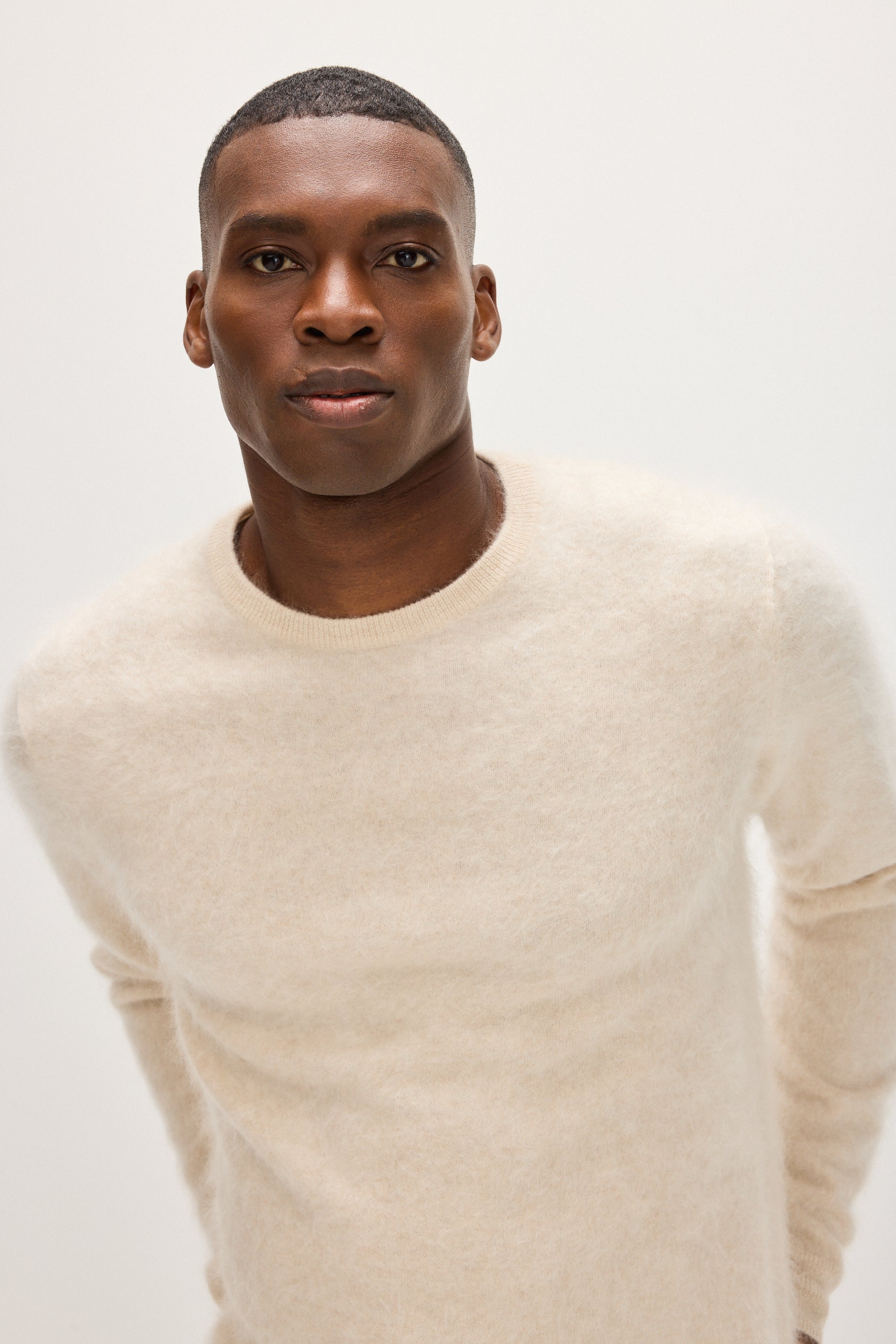 Davida Brushed Man O-neck Sweater Sweaters Light Beige