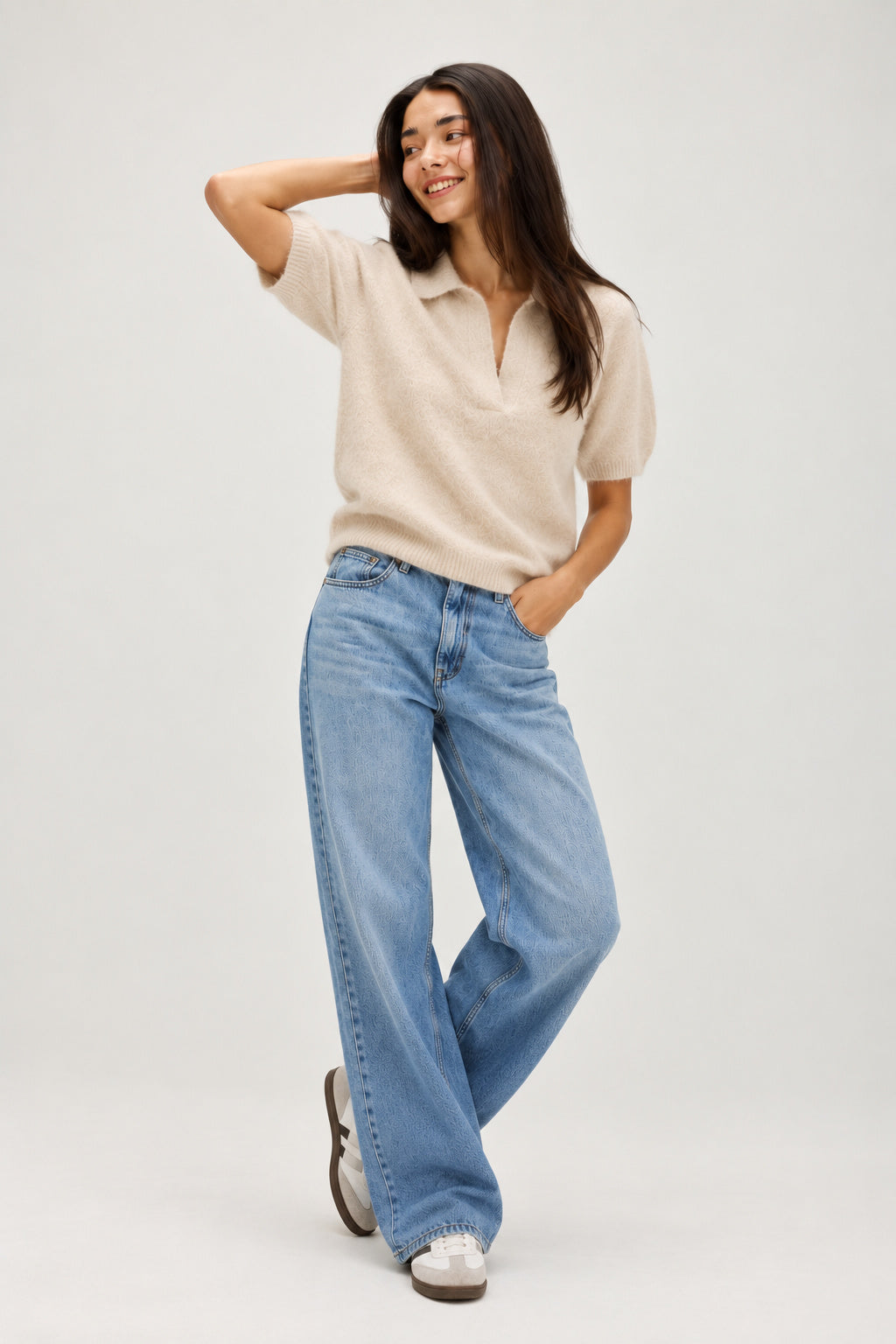 Davida Brushed Open Collar Short Sleeve Sweaters Light Beige