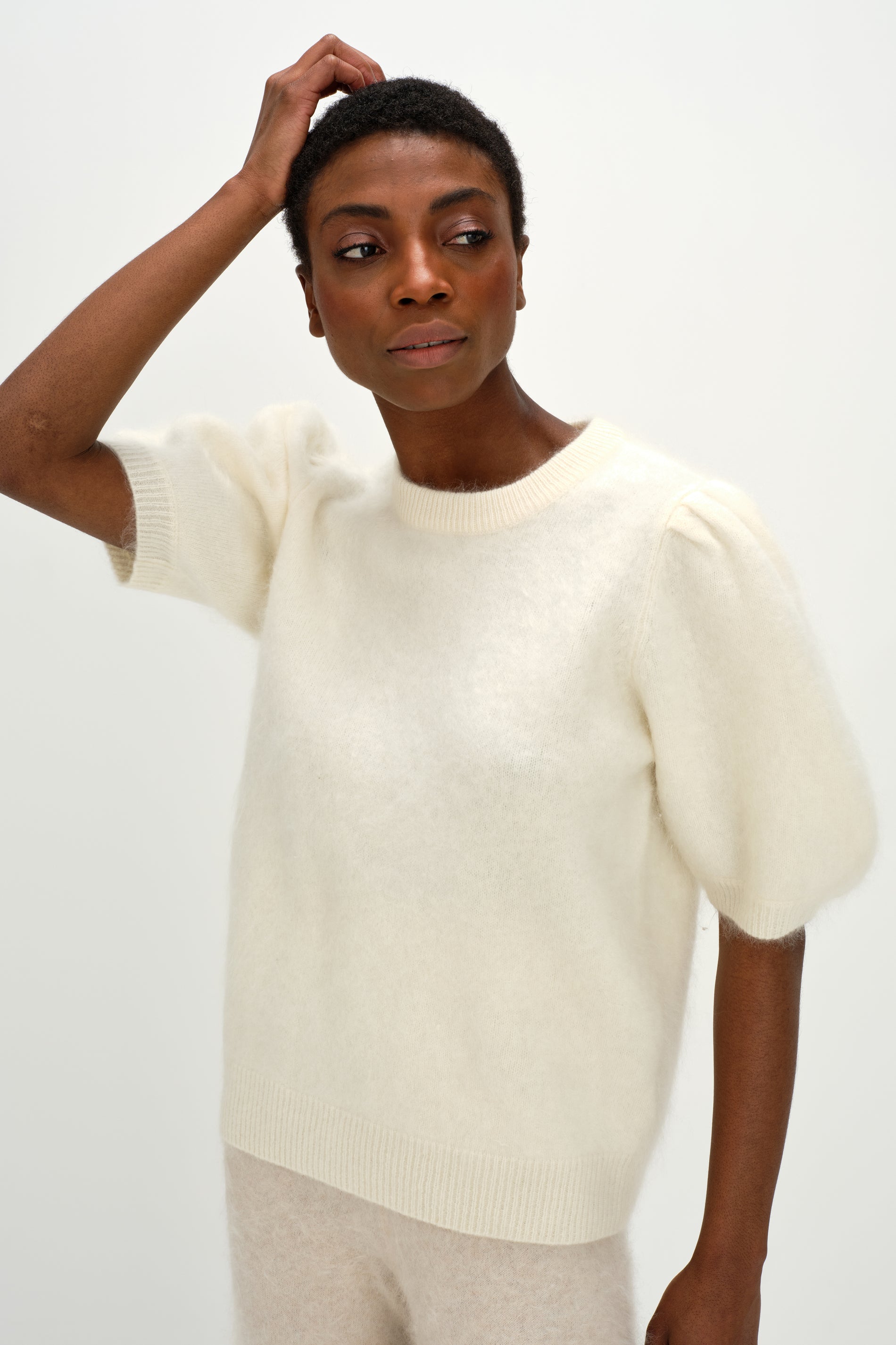 Davida Brushed Puff Sleeve T-shirt Sweaters White