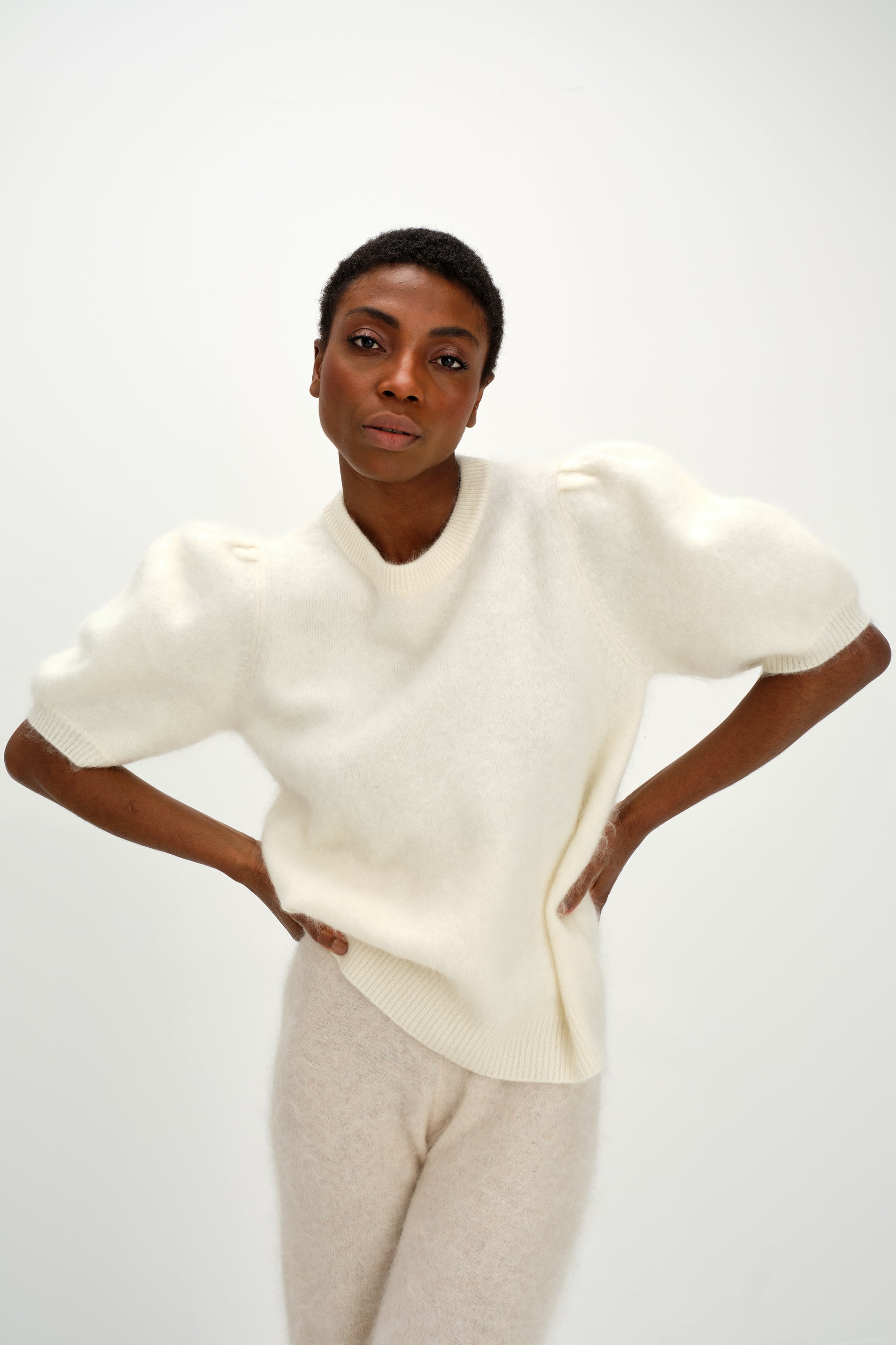 Davida Brushed Puff Sleeve T-shirt Sweaters White