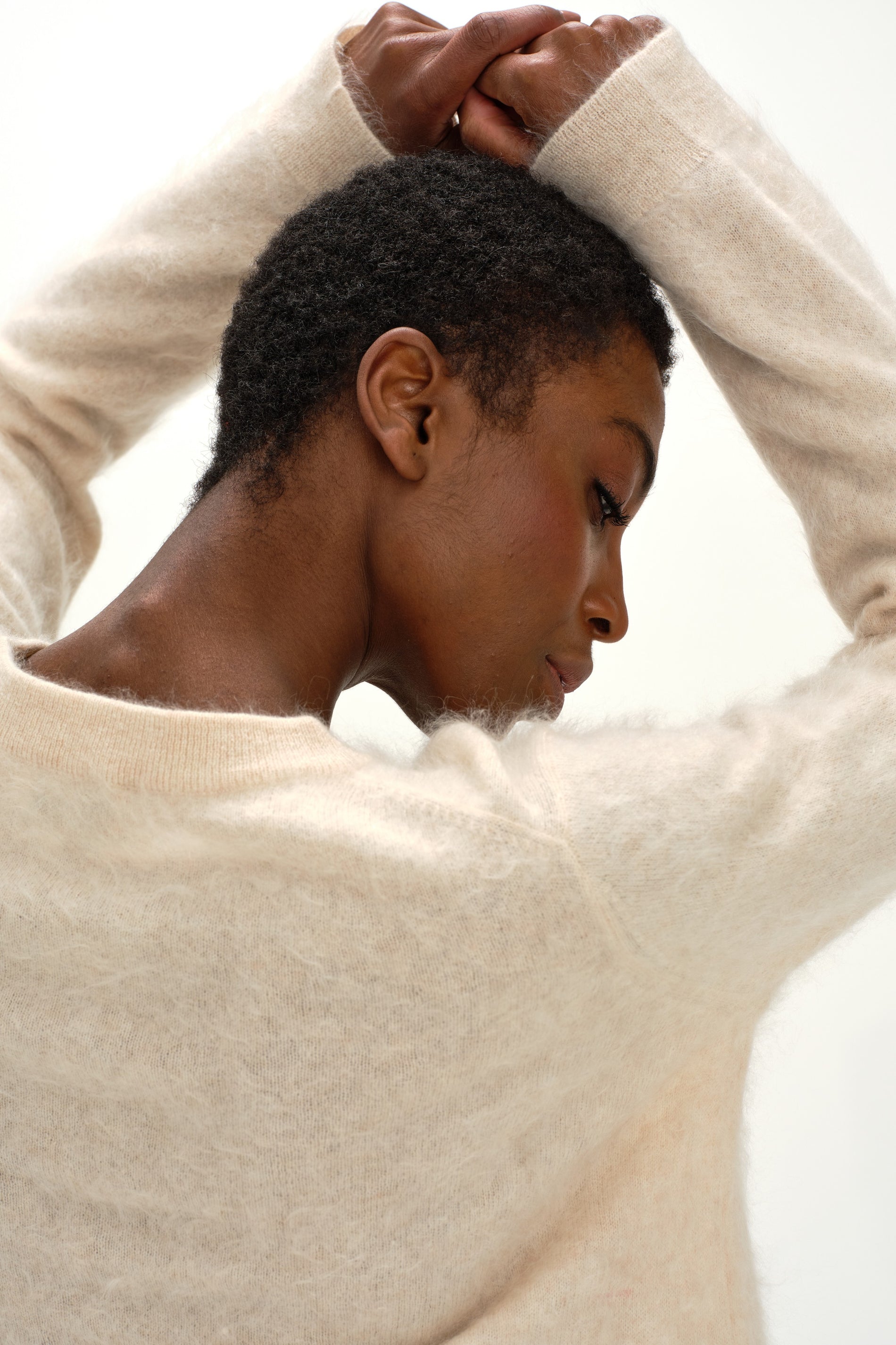 Davida Brushed Straight O-neck Sweater Sweaters Light Beige