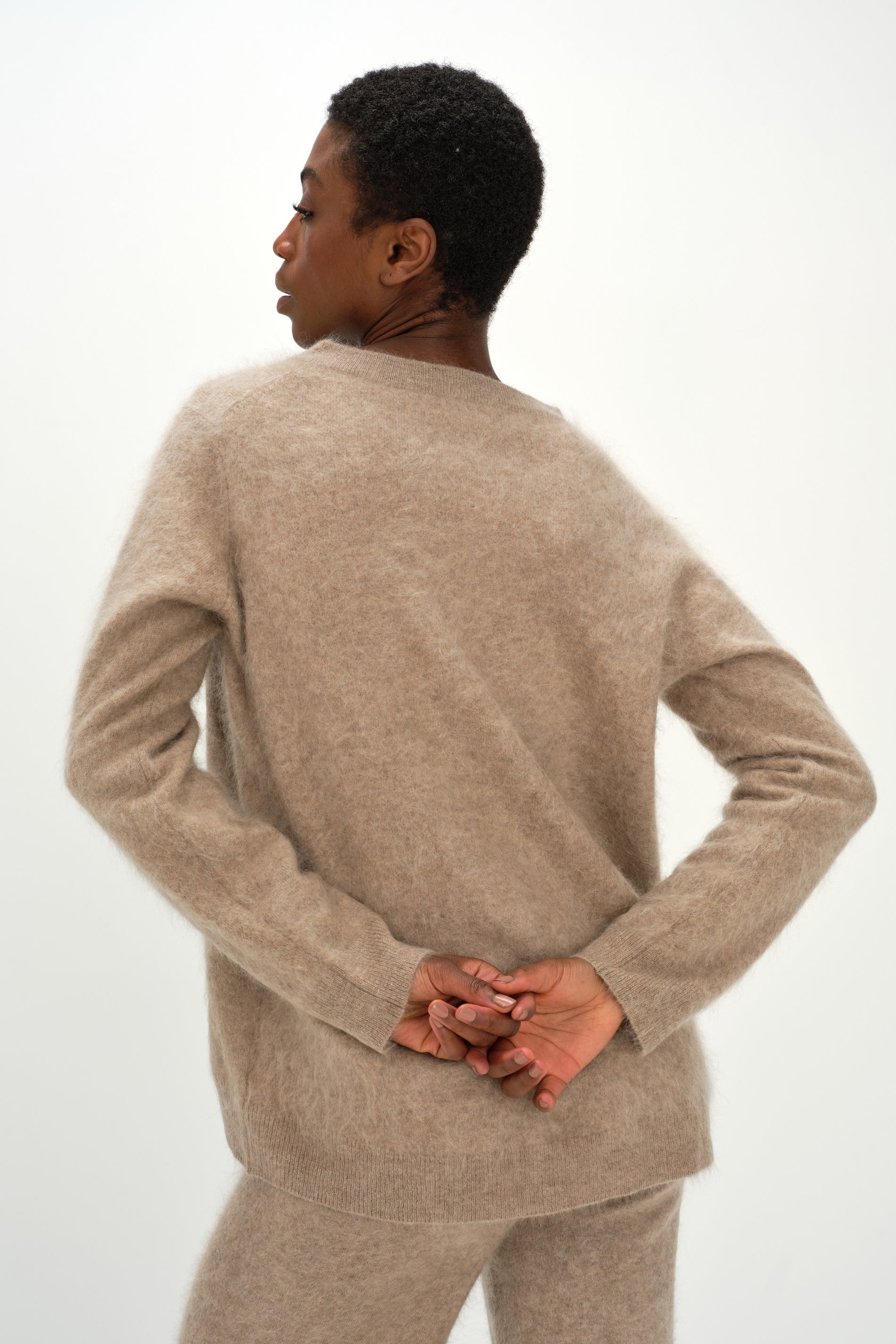 Davida Brushed Straight O-neck Sweater Sweaters Mink