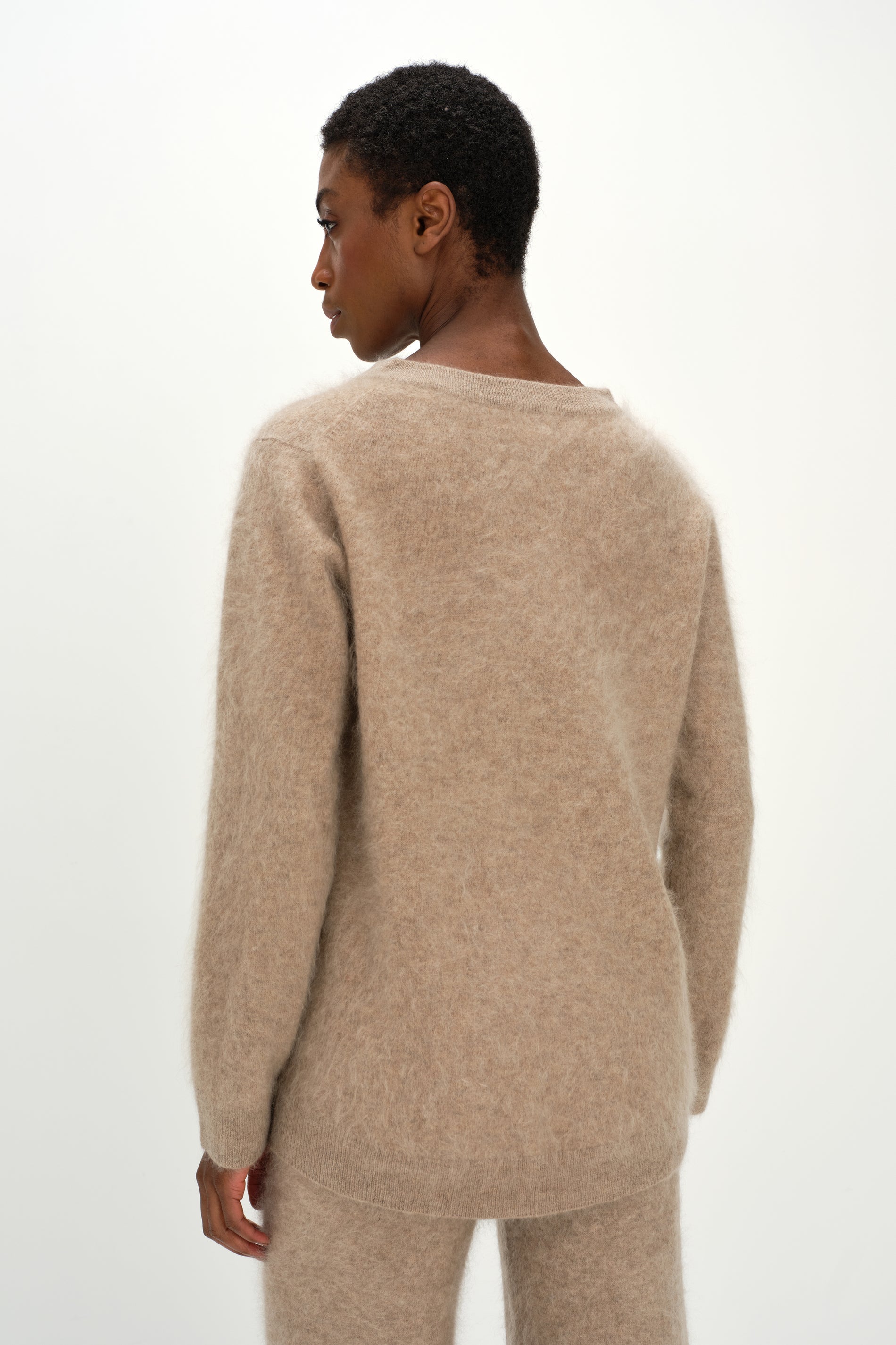 Davida Brushed Straight O-neck Sweater Sweaters Mink