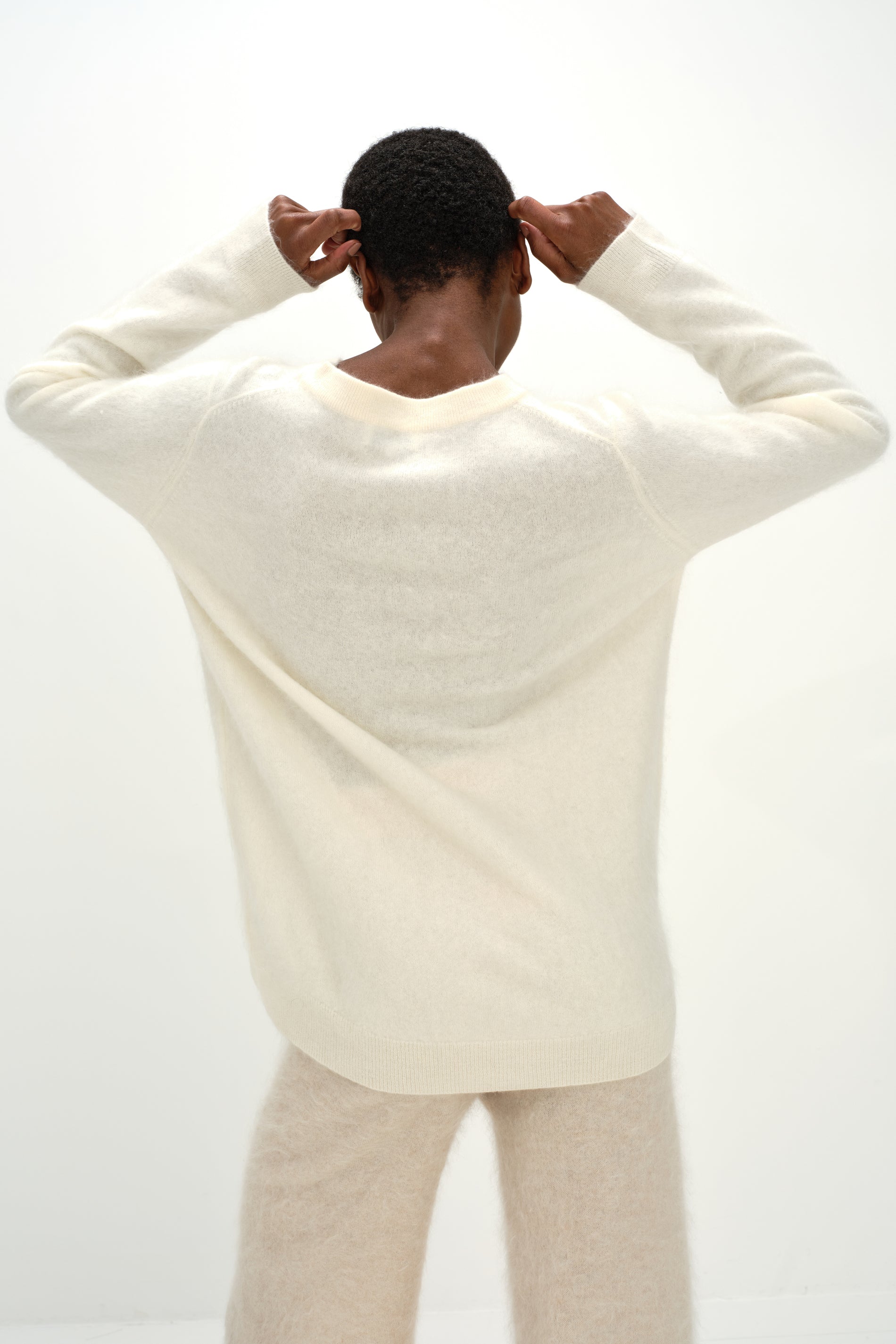 Davida Brushed Straight O-neck Sweater Sweaters White