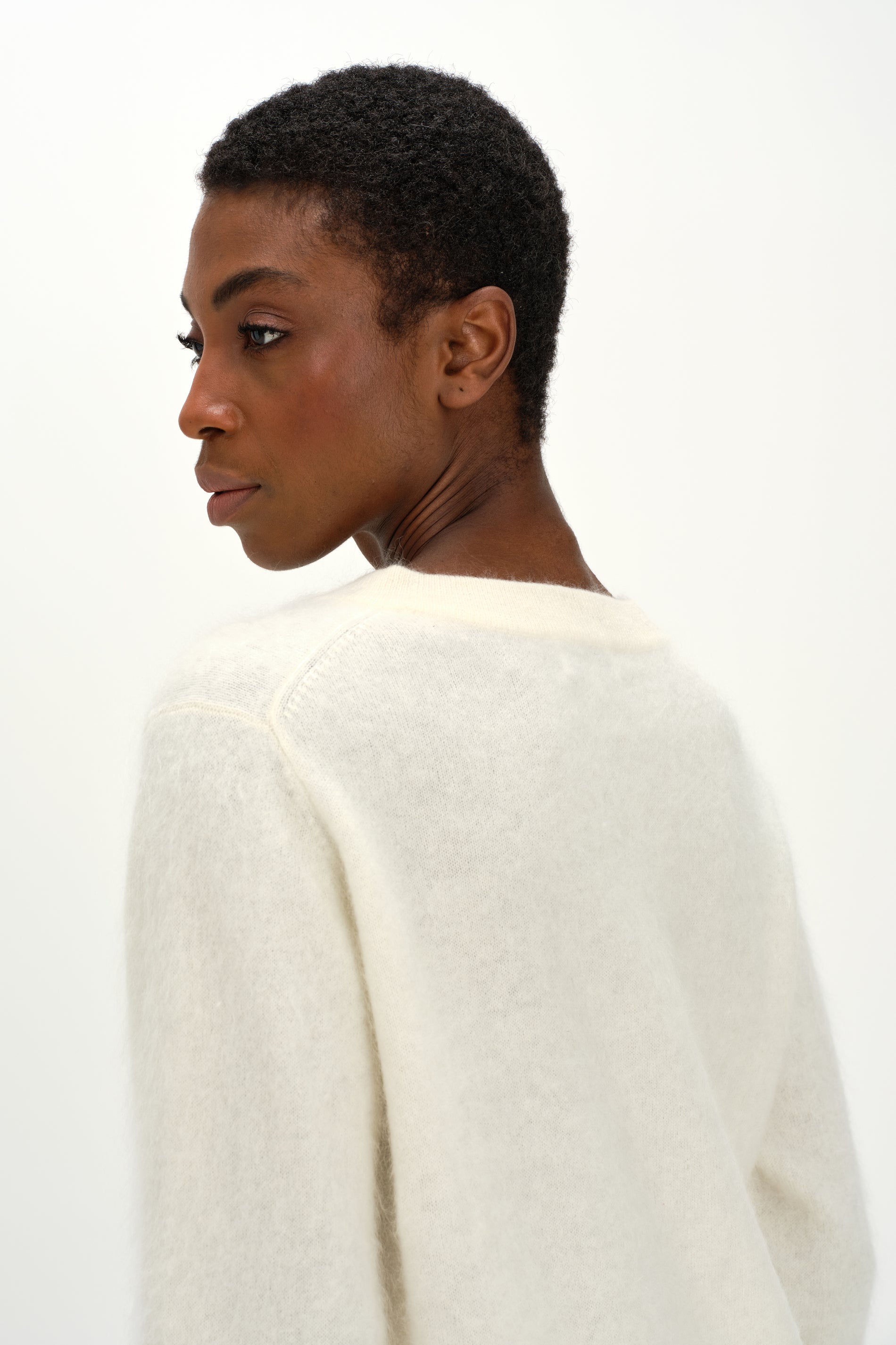 Davida Brushed Straight O-neck Sweater Sweaters White