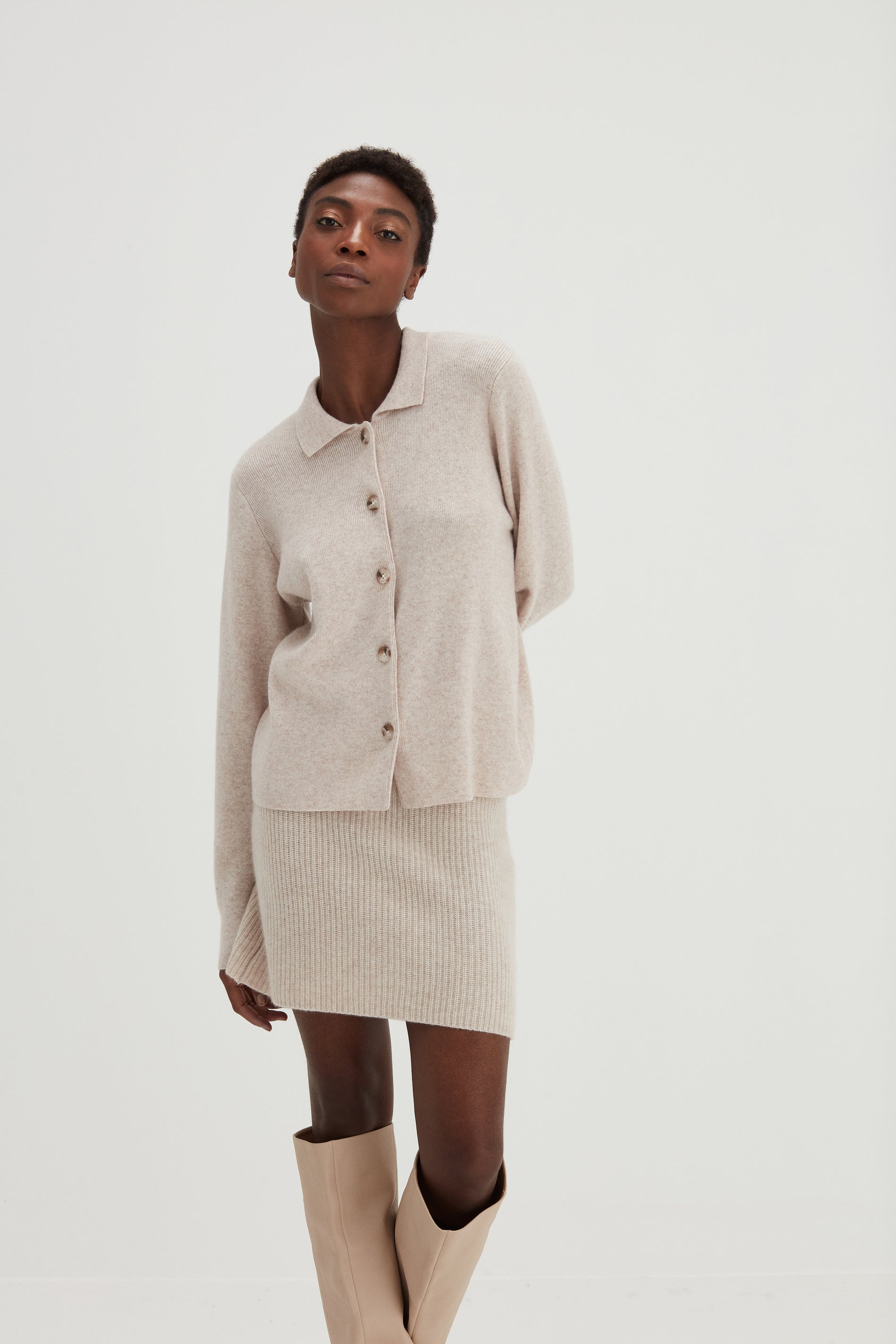 Davida Buttoned Collar Cardigan Cardigans Light Beige