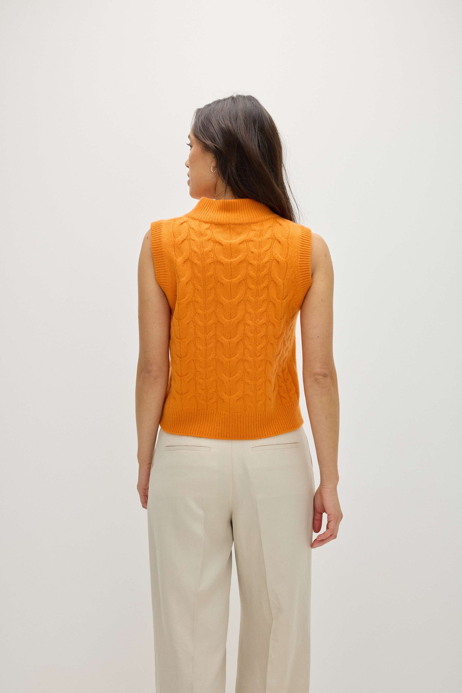 Davida Cable Short Vest Sweaters Intense Orange