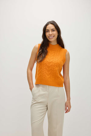 Cable Short Vest - Intense Orange