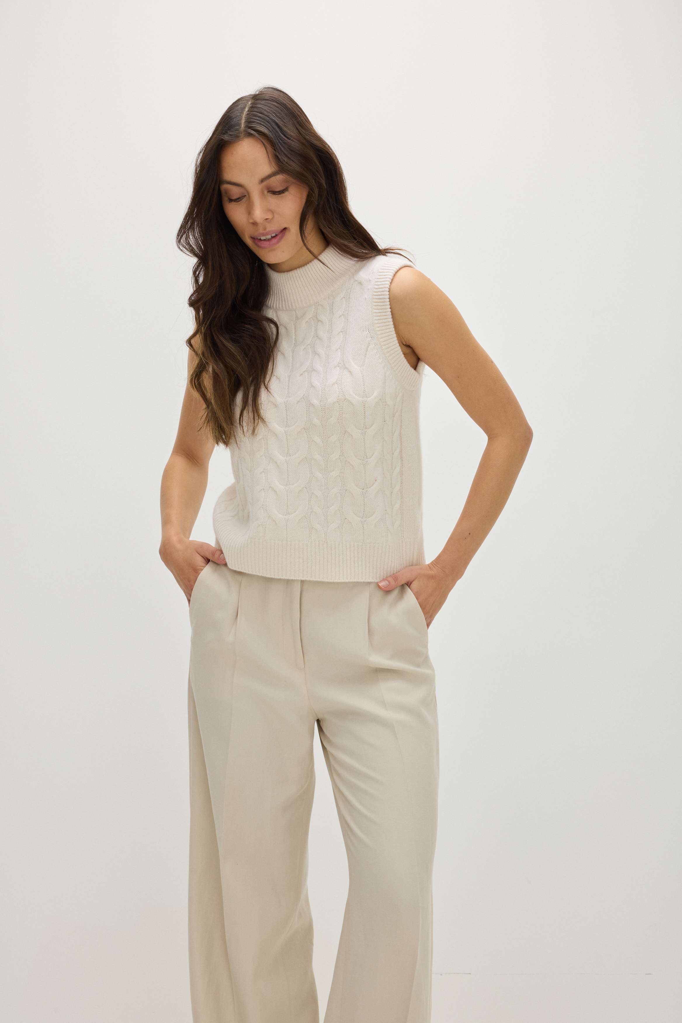 Cable Short Vest - Sweaters - White – Davida Cashmere