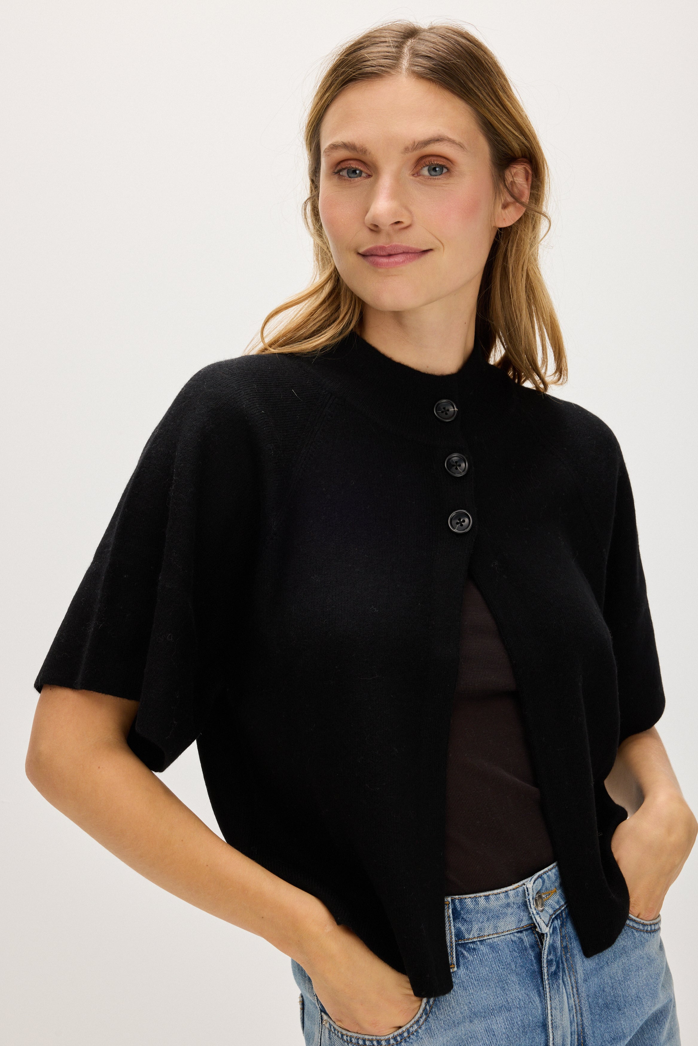 Cardigan Raglan Short Sleeve - Cardigans - Black – Davida Cashmere