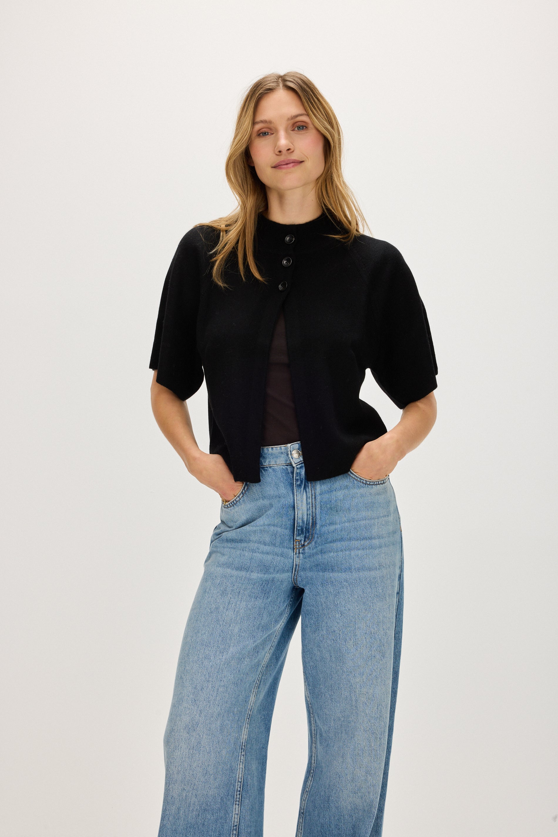 Davida Cardigan Raglan Short Sleeve Cardigans Black