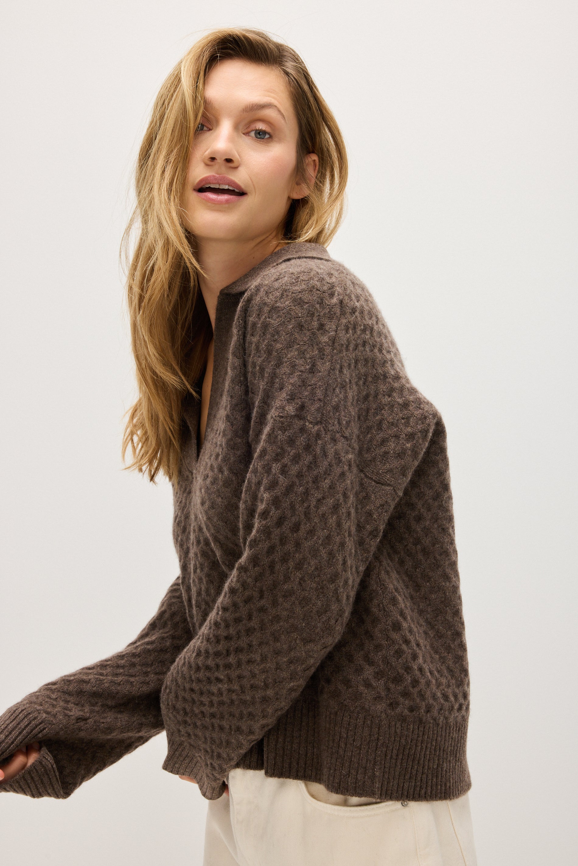 Davida Chunky Open Collar Diamond Knit Sweaters Cacao