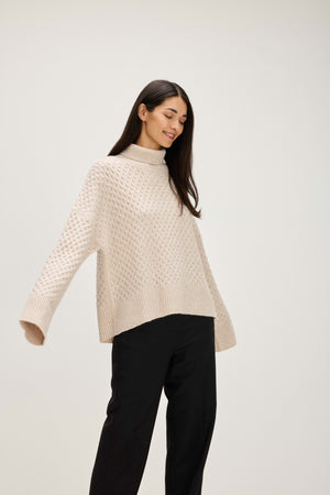 Chunky Roll Neck Diamond Knit - White