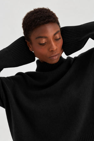 Chunky Roll Neck Sweater - Black