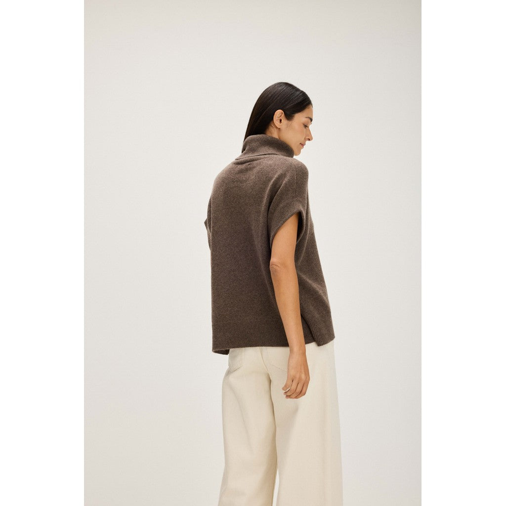 Davida Chunky Vest Turtleneck Sweaters Cacao