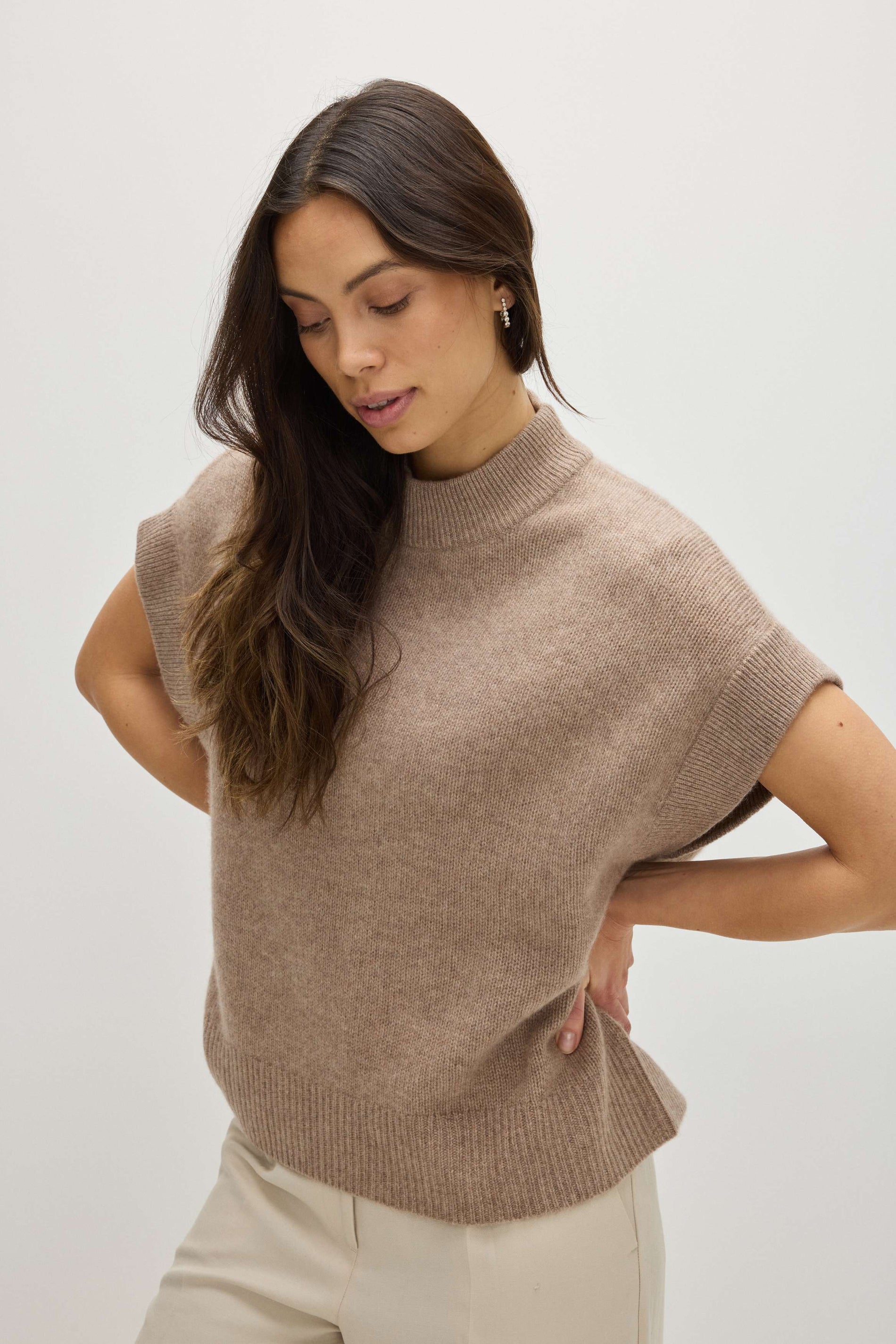 Davida Chunky Vest Turtleneck Sweaters Mink