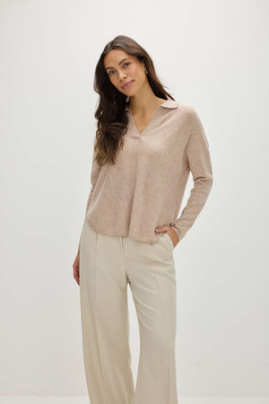 Curved Open Collar - Sand