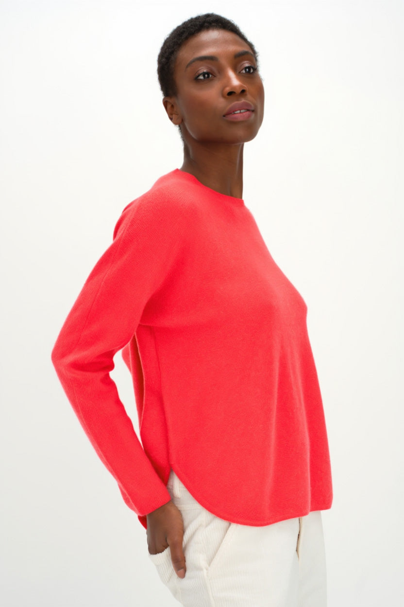Davida Curved Sweater Sweaters Intense Coral