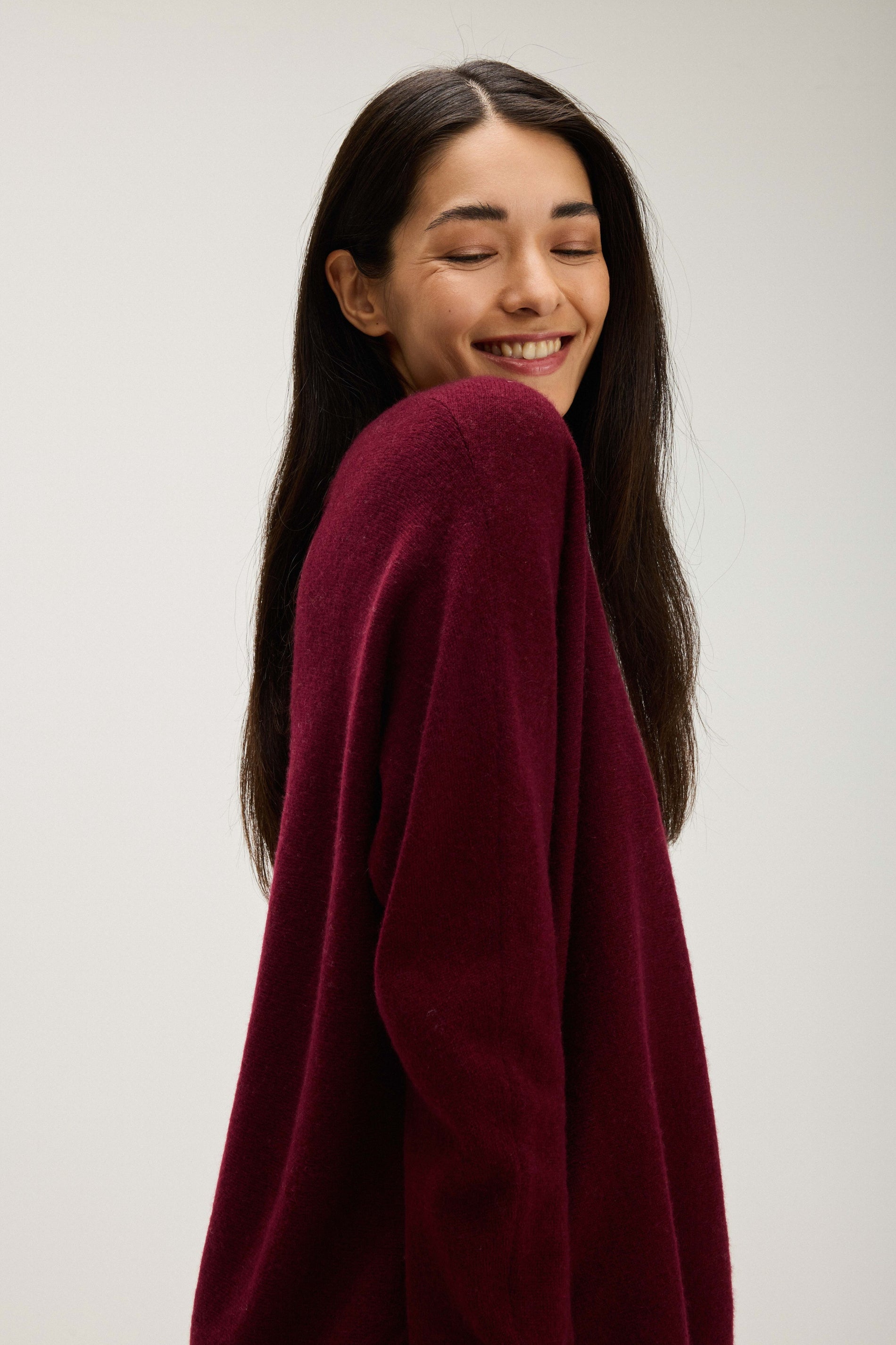Davida Curved Sweater Sweaters Mulberry Red