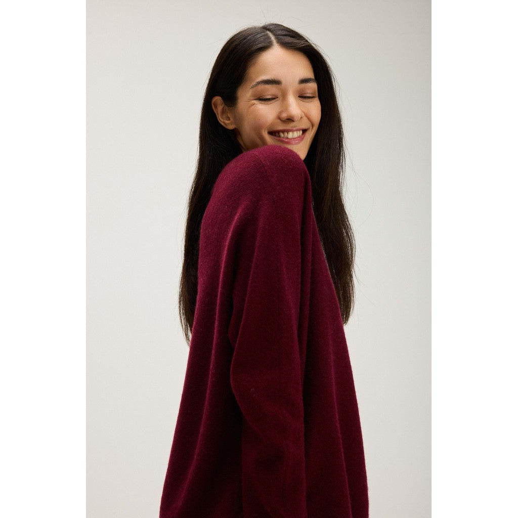 Davida Curved Sweater Sweaters Mulberry Red