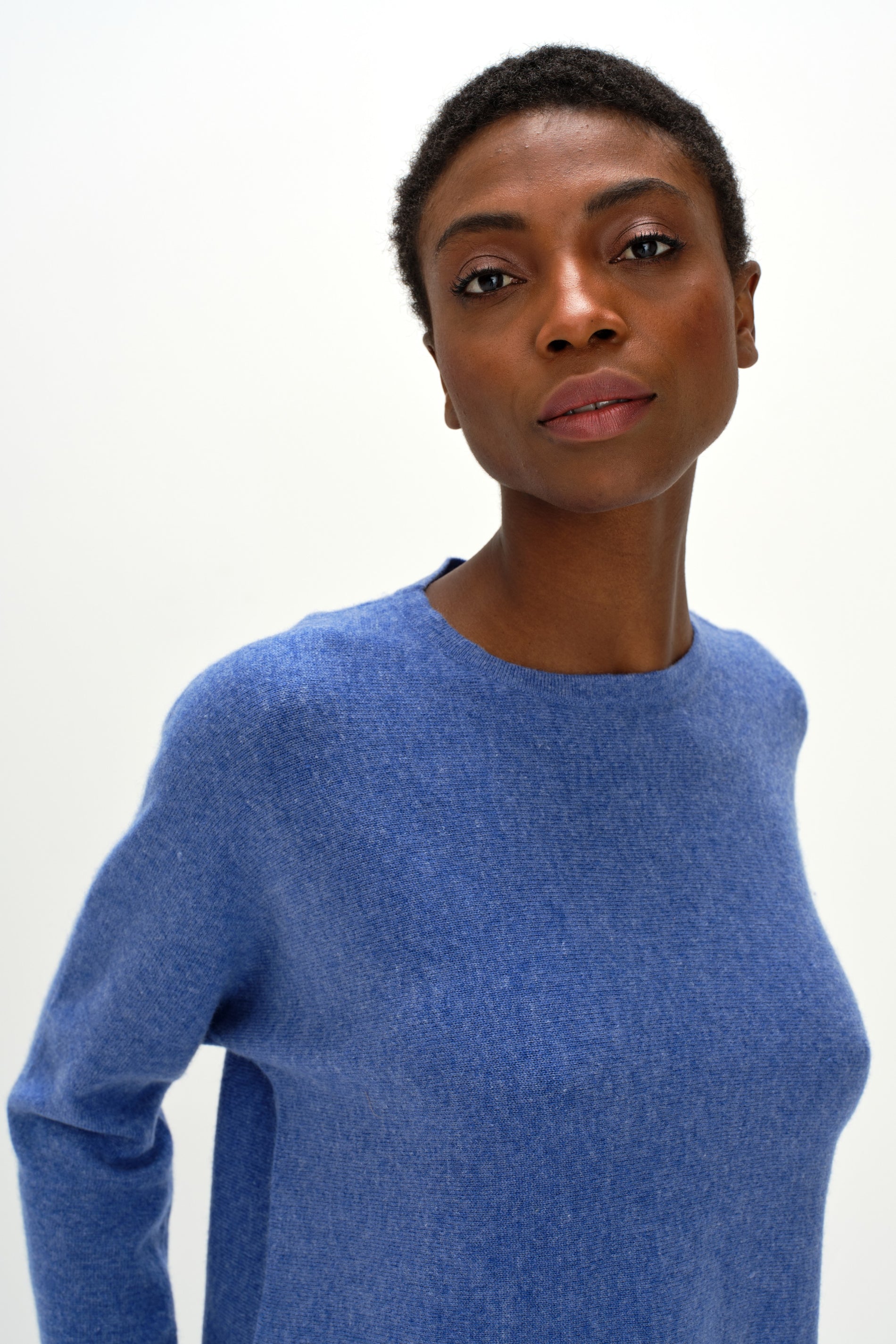 Davida Curved Sweater Sweaters Ocean Blue