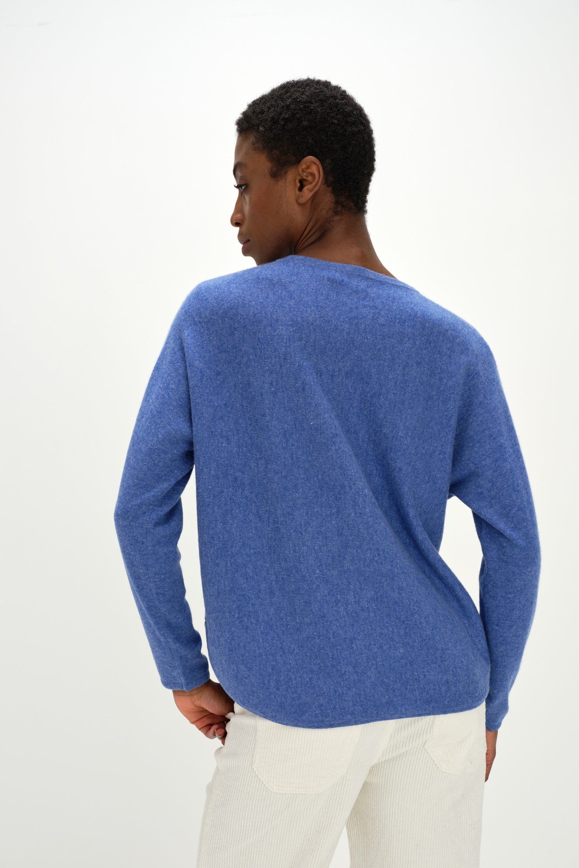 Davida Curved Sweater Sweaters Ocean Blue