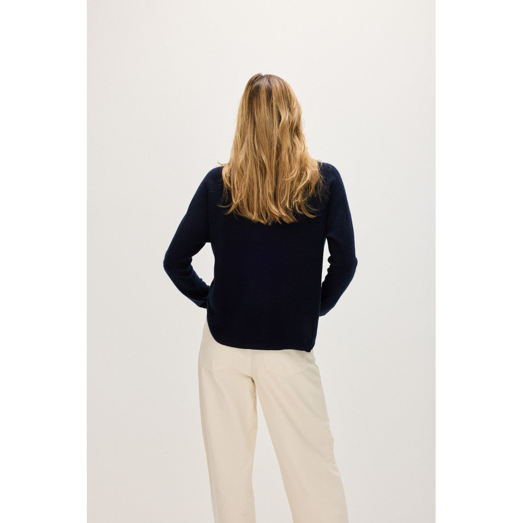Davida Curved Turtleneck Sweaters Navy