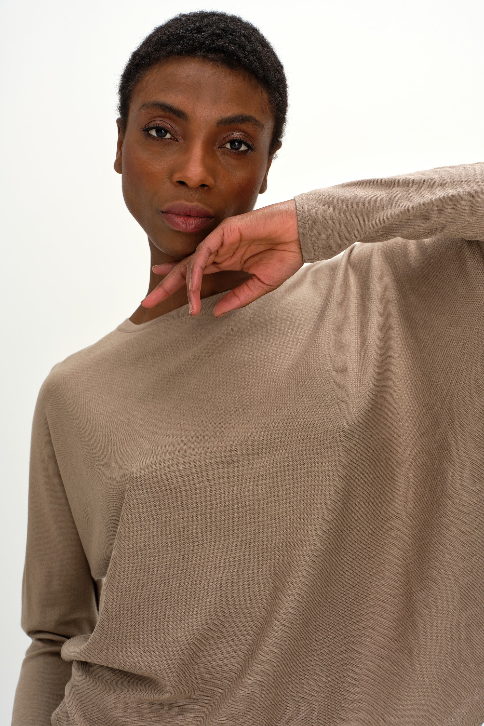 Davida Fine Knit Curved Sweater Sweaters Mink